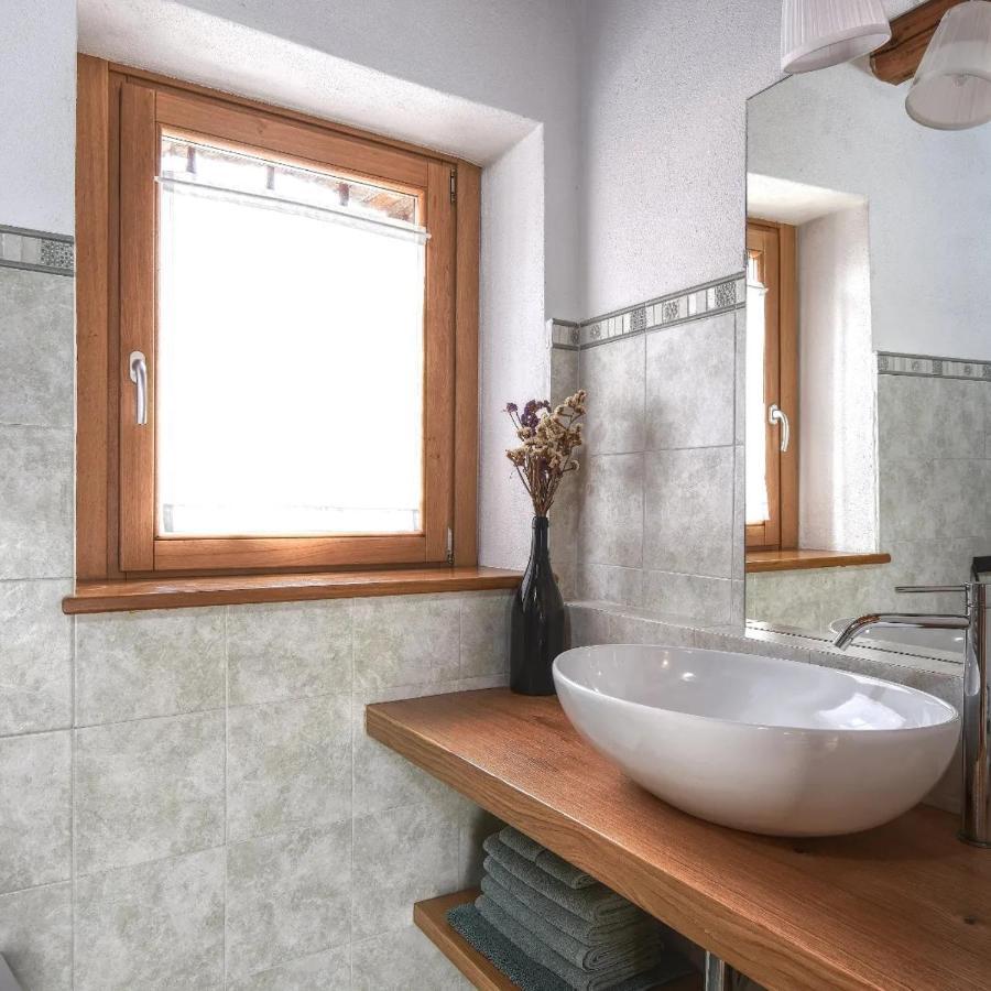 Romantic Boutique Hospitality Revine Lago Exteriör bild